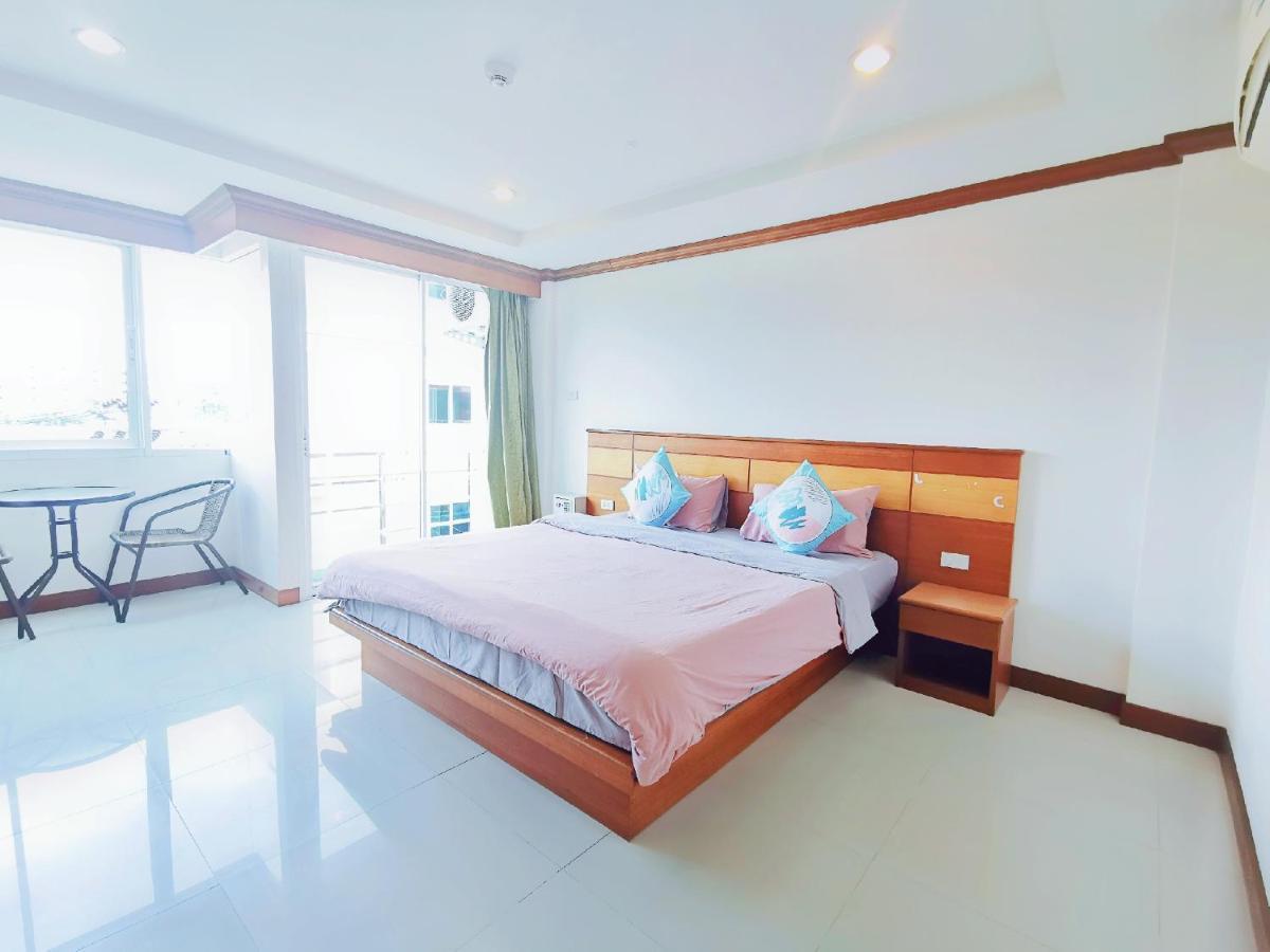 Lanting Hotel Patong Luaran gambar