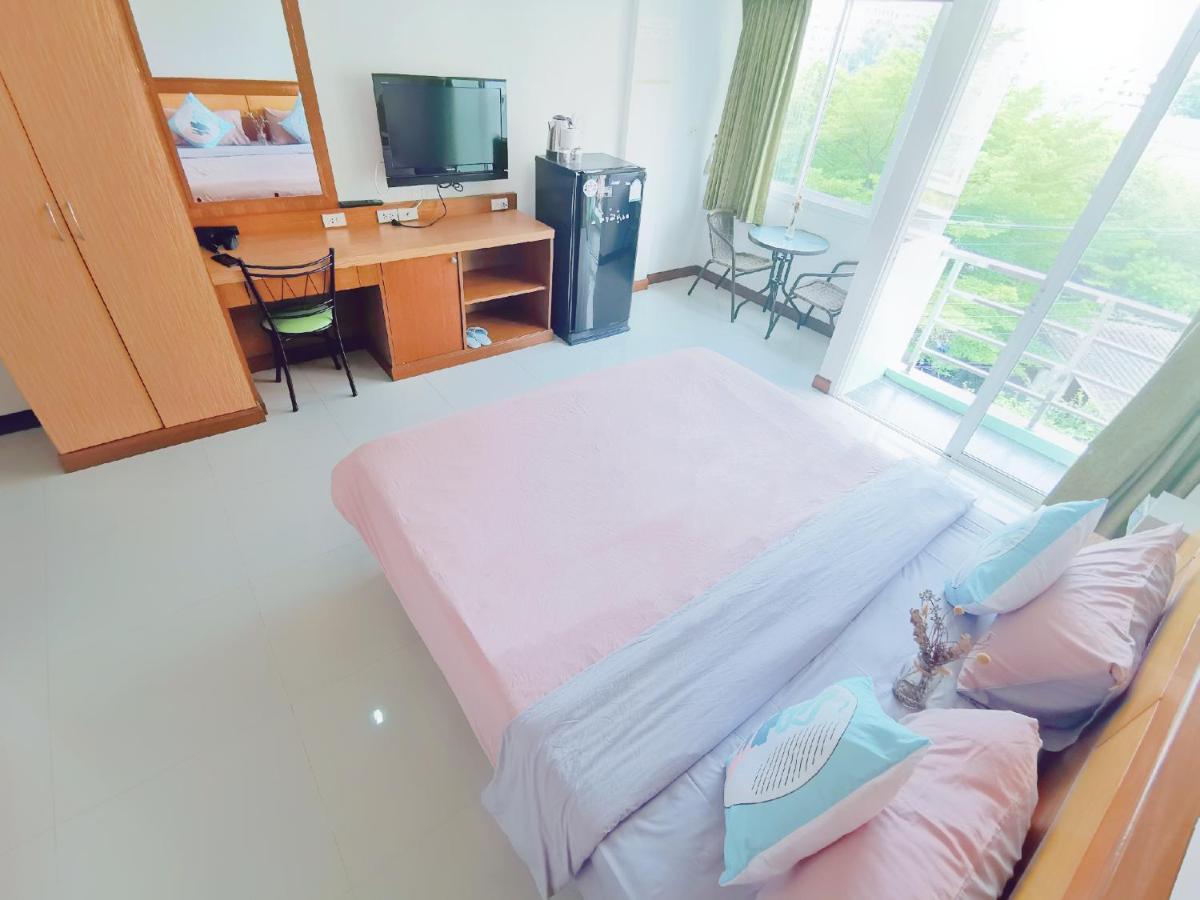 Lanting Hotel Patong Luaran gambar