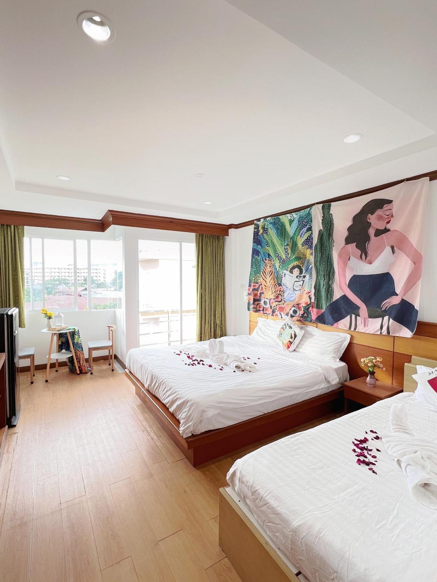 Lanting Hotel Patong Luaran gambar